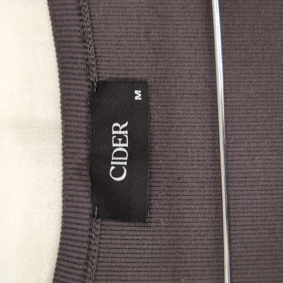 Cider Dark Grey Ribbed Scoop Neck Long Sleeve Bodysuit Size Medium - Picture 2 of 4